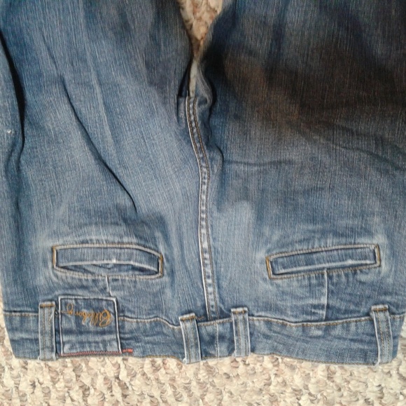 Capri pants - Picture 3 of 3